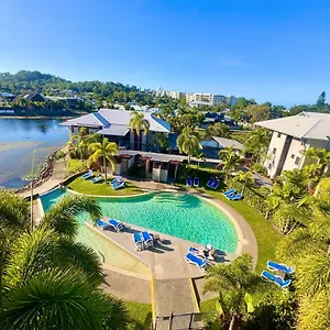 blue-lagoon-resort.queenslandhotels.net/